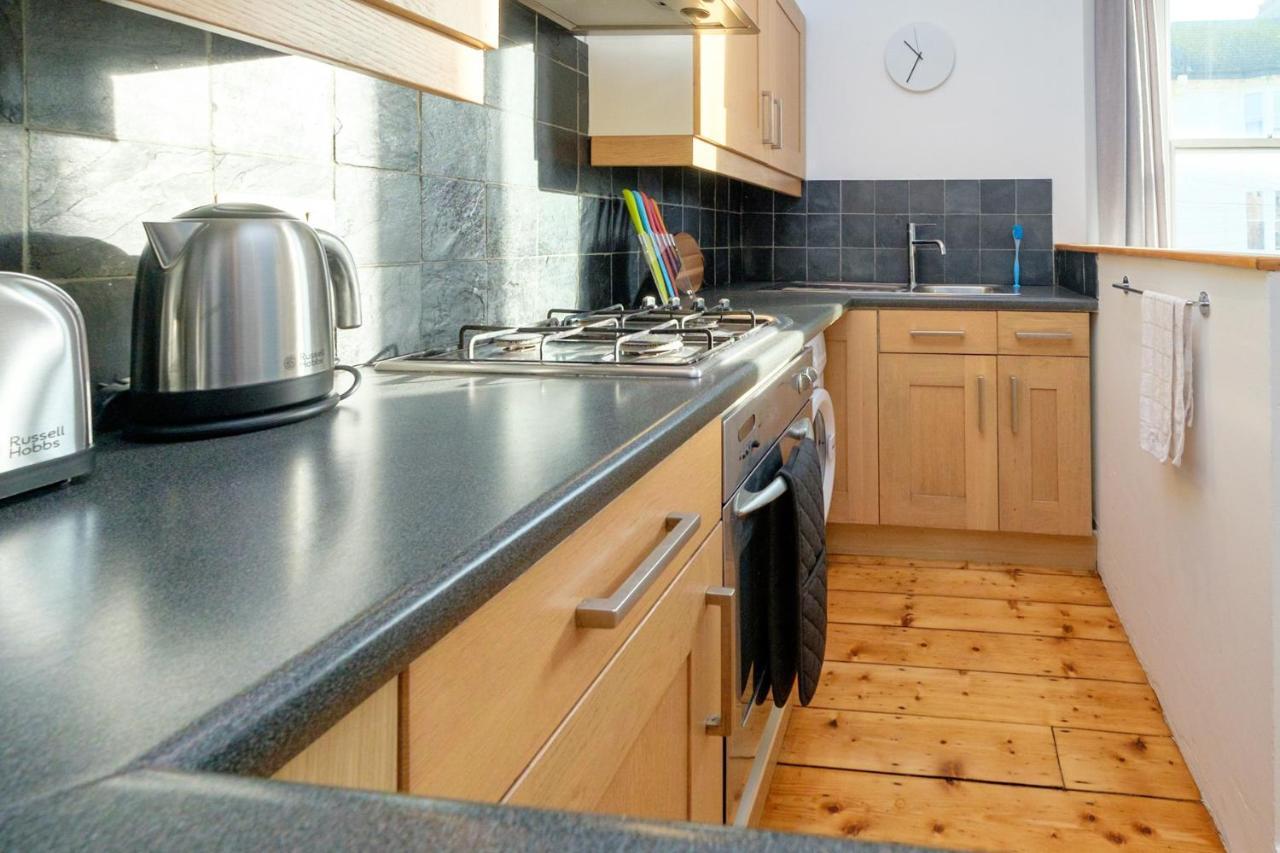 Central Garden Apartment Brighton Екстер'єр фото